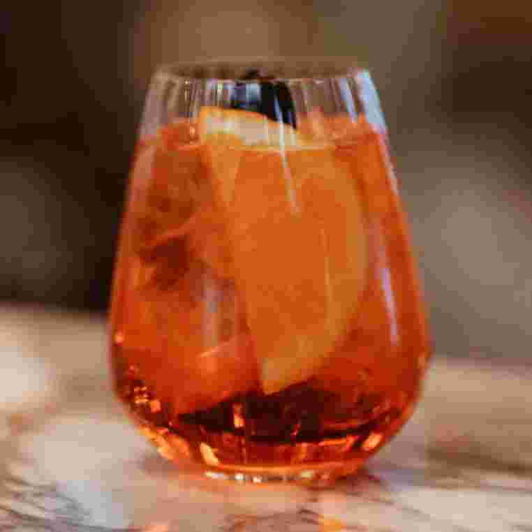 aperol-spritz.webp