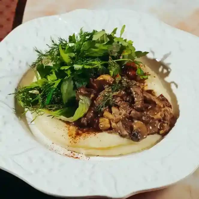 meals/20260609091806-straccetti-di-manzo-with-mashed-potatoes.webp