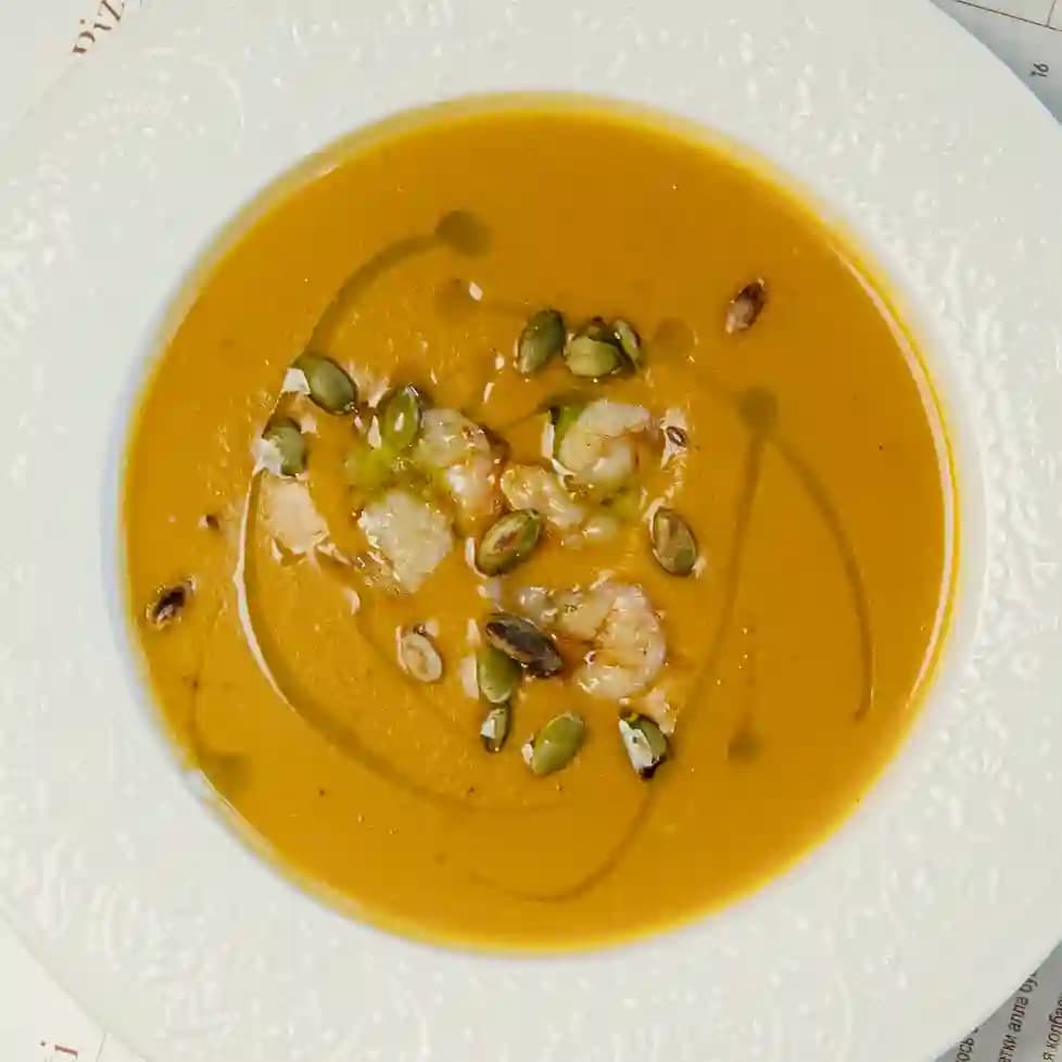 meals/20260721112611-pumpkin-soup-with-smoked-scamorza-and-shrimp.webp
